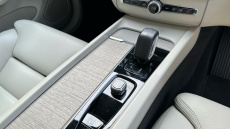 Volvo XC60 2.0 B5P Plus Dark 5dr AWD Geartronic Petrol Estate